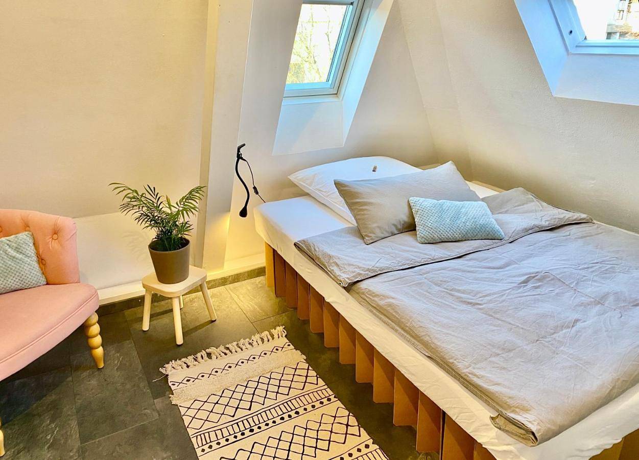 Appartement entier, Apt8 - Ferienwohnung Brötzingen Dg in Pforzheim, Forêt Noire du Nord