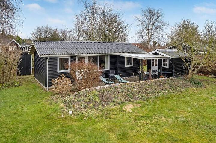 Vacation rental for 4 people, with Terrace and Yard in Zealand