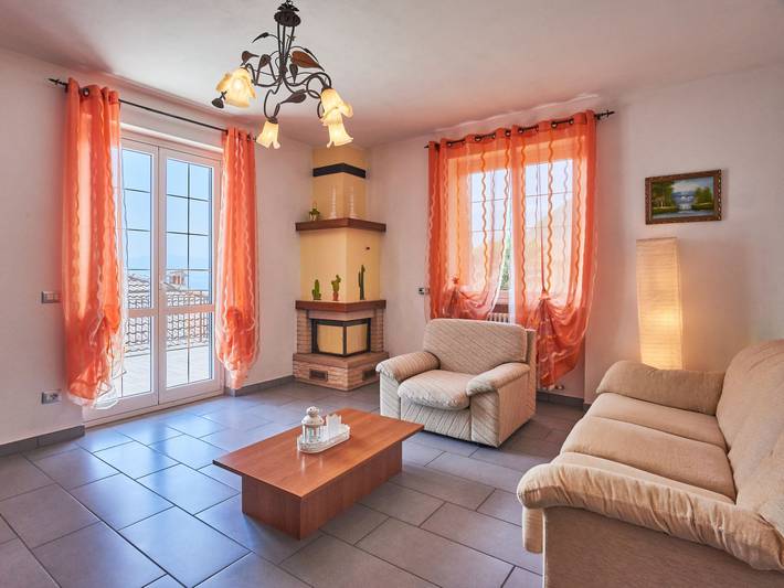 Ferienwohnung für 4 Personen, mit Balkon und Terrasse sowie Garten und Seeblick am Comer See - 3