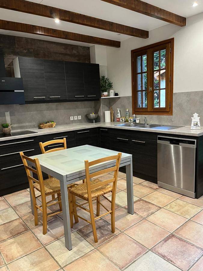 Location de vacances pour 10 personnes, avec vue ainsi que terrasse et piscine à Sospel - 4