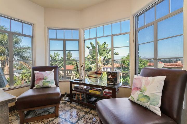 Vacation house for 8 people, with yard and balcony in Los Angeles