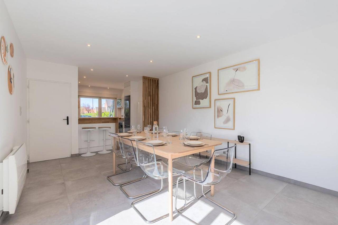 Bright and renovated house for 8 people parking in Marcq-en-Barœul, Région de Lille