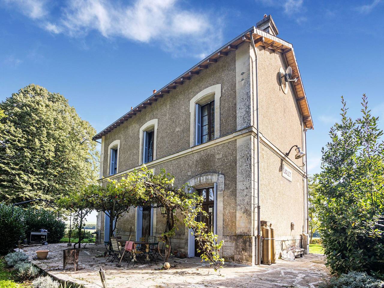 Station Home in Liglet with Private Pool in Liglet, Vienne