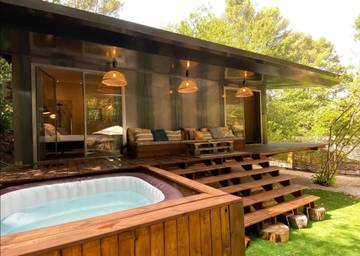 Maison de campagne pour 2 personnes, avec vue ainsi que jardin et terrasse à Meyreuil