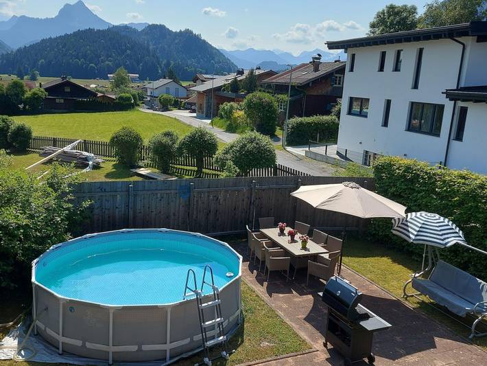 Ferienwohnung für 8 Personen, mit Balkon und Garten sowie Kinderpool und Pool in Vils