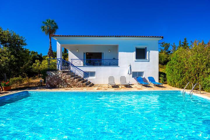 Location de vacances pour 5 personnes, avec Terrasse et Jardin à Messine