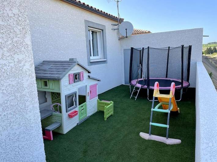 Location de vacances pour 6 personnes, avec piscine ainsi que jardin et terrasse à Montady - 3