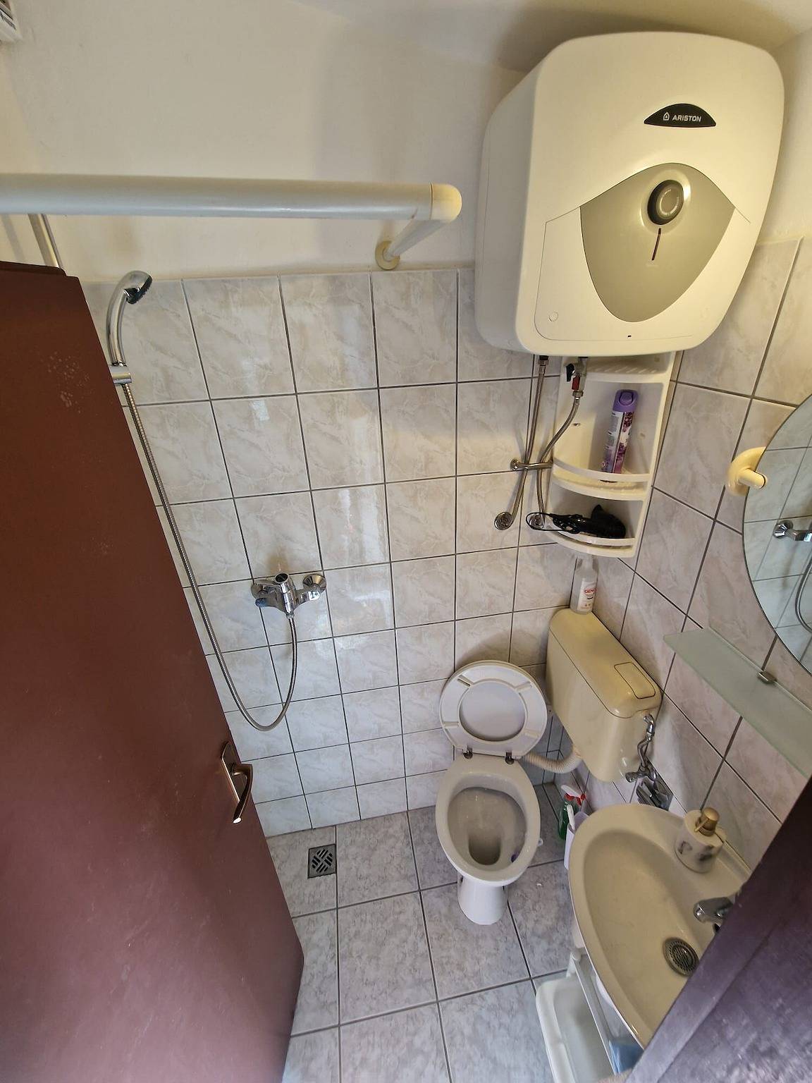 Ganze Wohnung, Apartments Mari in Šolta (Split-Dalmatien), Stomorska