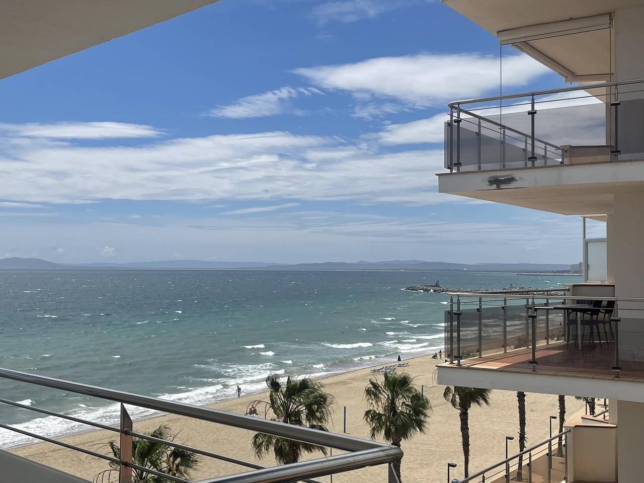 Appartement de vacances entier, Bsa. Superbe appartement à bord de mer in Platja de Sant Margarida (Roses), Roses