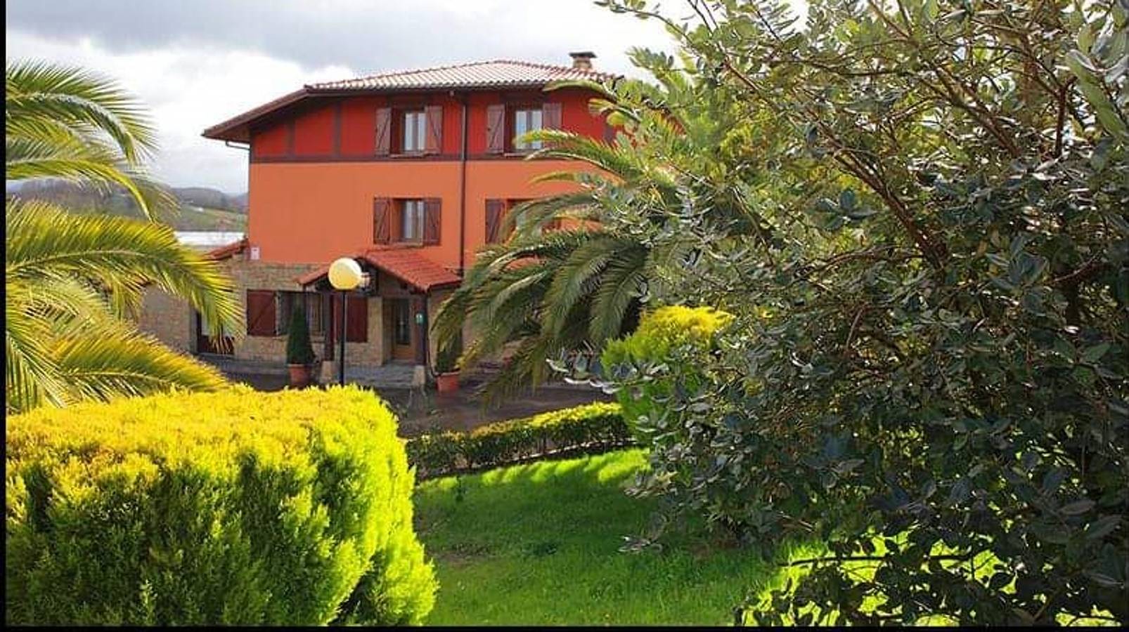 Duża willa w Gámiz-Fica z widokiem na góry in Gamiz-Fika, Vizcaya