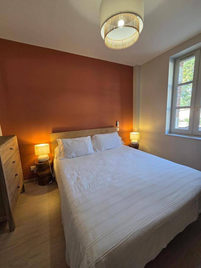 Location de vacances pour 15 personnes à Pommevic - 2