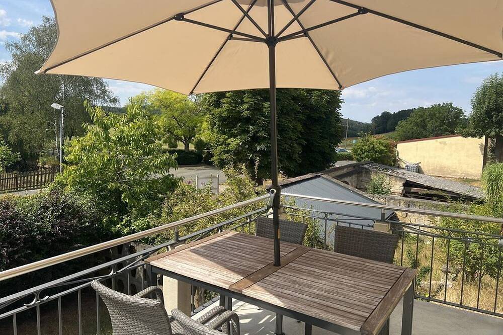 Ganze Wohnung, Ferienwohnung \"Bergblick\", 1 Schlafraum - Landhaus Weißig in Weißig (Struppen), Struppen
