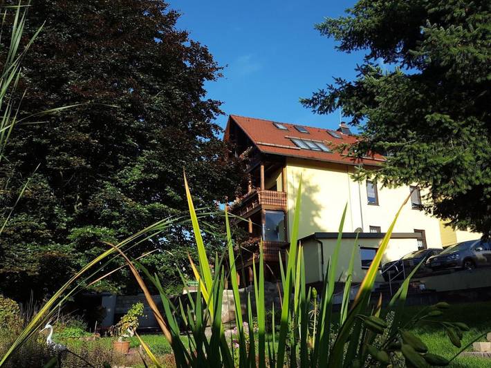 Ferienwohnung für 6 Personen, mit Balkon und Terrasse sowie Garten in Friedrichroda - 4