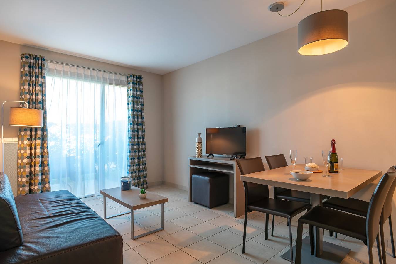 Apartamento entero, Les Sables 504 - Appt avec piscine partagée in Concarneau, Region De Quimper