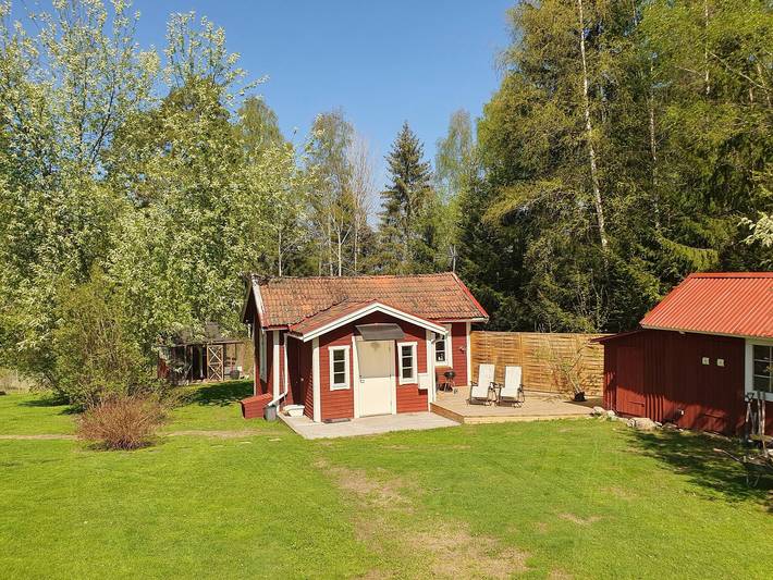 Hütte oberhalb von Falu Gruva mit Holzofensauna in Falun, Dalarna