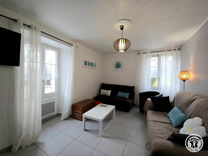 Location de vacances pour 7 personnes, avec jardin et terrasse à Cendrieux - 4