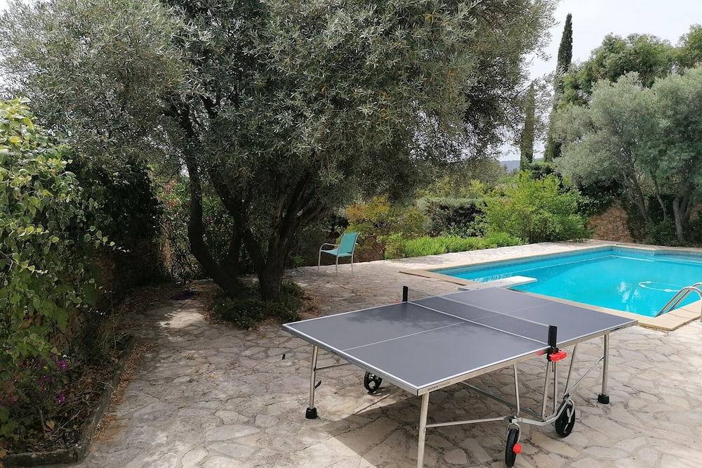 Magnificent villa with swimming pool and sea view in La Ciotat, Marseille region