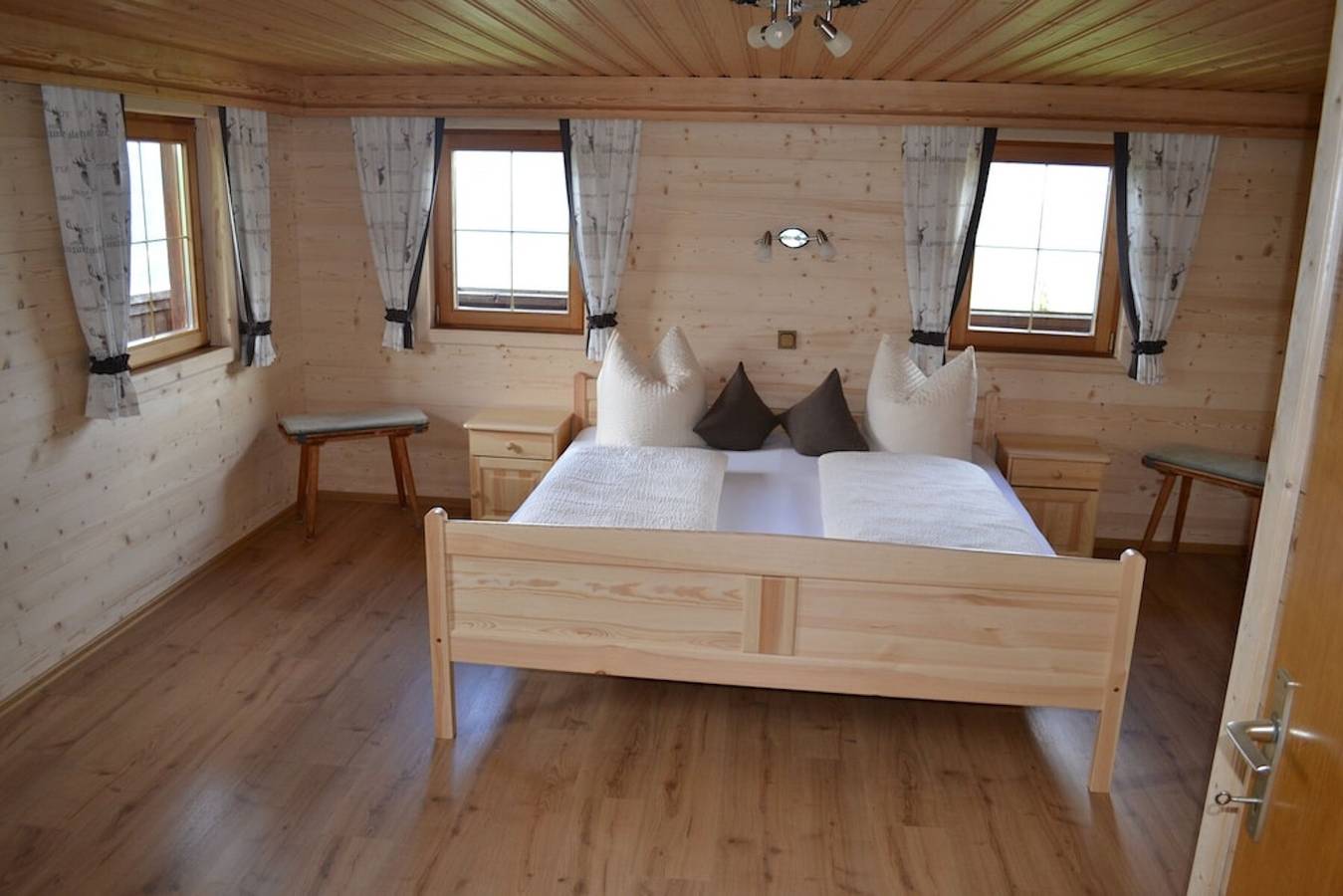 'Ferienhaus Obersäuling' mit Bergblick, Garten und Wlan in Stummerberg, Ski-Optimal Hochzillertal