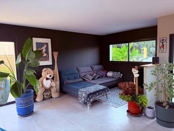 Chalet para 11 personas, con jardín además de terraza y piscina - 1