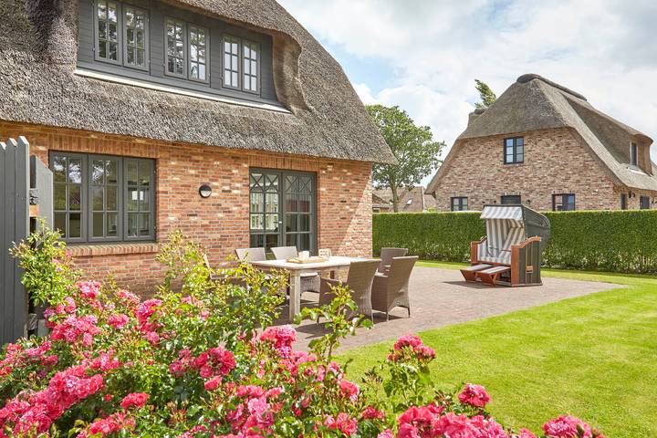 Ferienhaus für 5 Personen, mit Sauna und Garten sowie Terrasse in Oldsum - 2