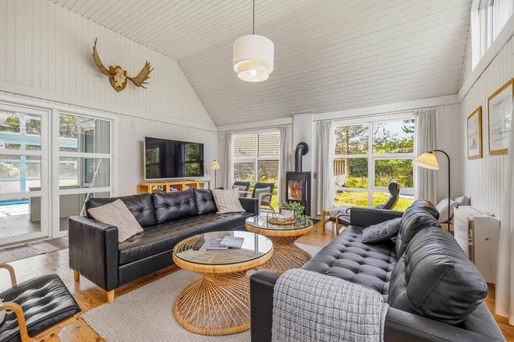 Ferienhaus für 10 Personen, mit Balkon/Terrasse und Whirlpool sowie Pool und Sauna in Blavand - 3