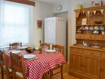 Holiday Rental for 6 People in Plymouth, South West England, Photo 4