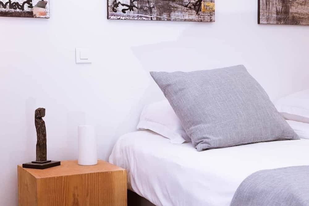 Entire apartment, App'Art - Le T **, Appart. 4 people in Kaysersberg - 2 bedrooms, sauna in Kaysersberg, Parc naturel régional des Ballons des Vosges