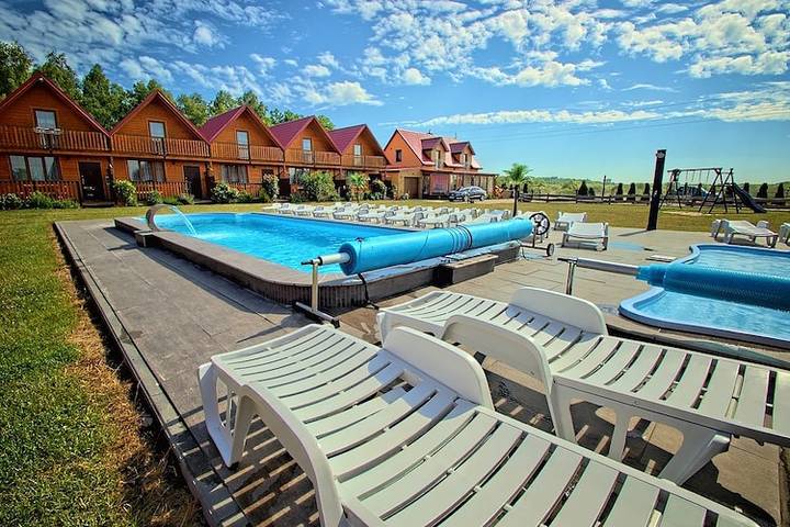 Ferienhaus für 5 Personen, mit Pool und Balkon, kinderfreundlich in Polen