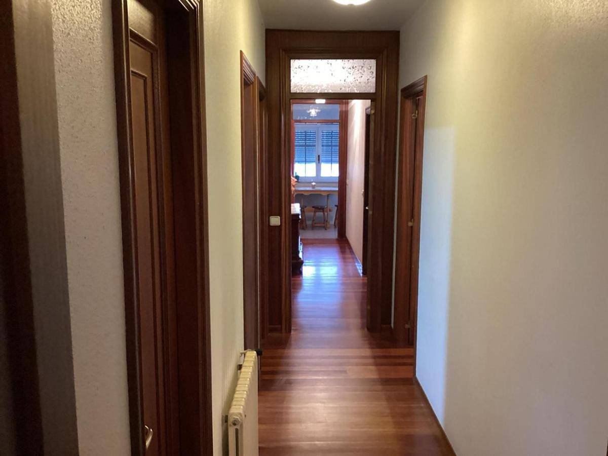 Eight-Bedroom House in Santiago de Compostela, A Coruña (prowincja)