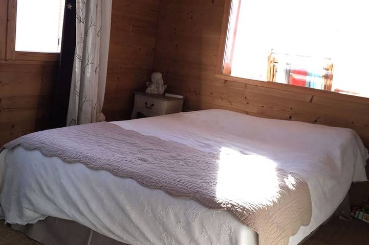 Gîte pour 8 personnes, avec balcon et jardin à Saint-Léger-les-Mélèzes - 2