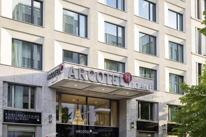 Hotel für 2 Personen, mit Sauna und Ausblick sowie Terrasse, mit Haustier bei der Museumsinsel Berlin - 2