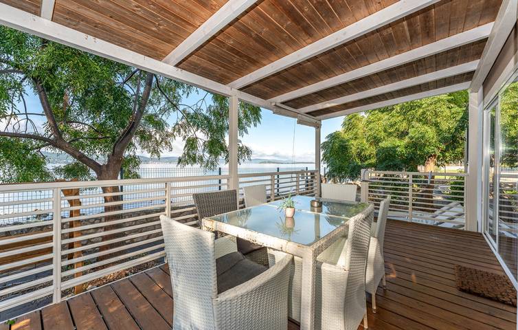 Gemütliche Ferienwohnung, 800 m vom Strand entfernt, mit WLAN, Parkplatz und Küche in Biograd na Moru, Zadar
