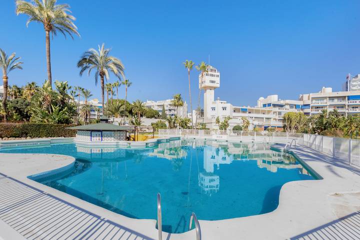 Apartamento para 4 personas, con jardín y piscina para niños en La Colina Torremolinos