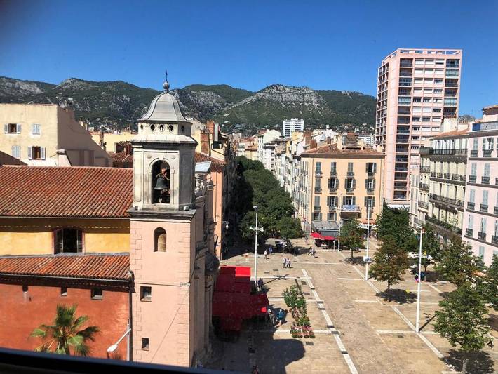 Gîte pour 4 personnes, avec vue et balcon dans Office De Tourisme De Toulon - 2