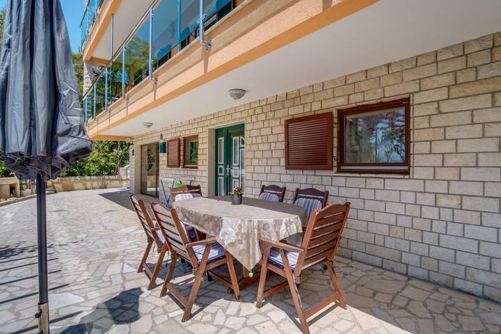 Ferienwohnung für 4 Personen, mit Balkon/Terrasse in Mali Lošinj