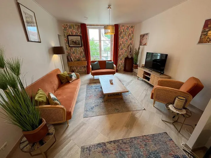 Ferienwohnung für 6 Personen, mit Garten und Terrasse sowie Ausblick - 1