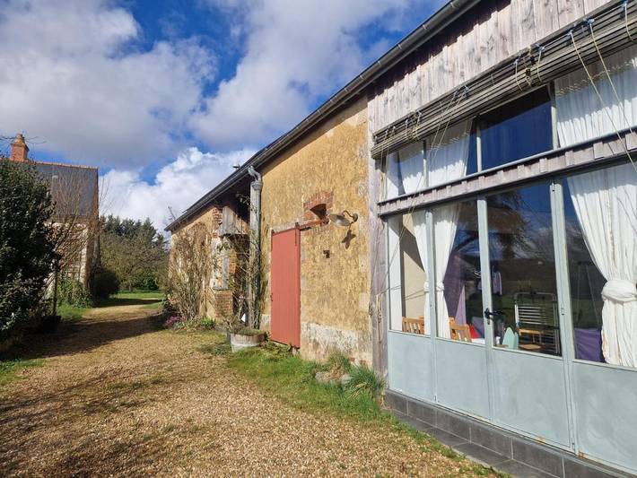 Location de vacances pour 10 personnes, avec jardin à Mansigné - 2