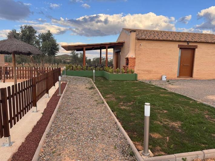 Casa rural para 6 personas, con piscina además de jardín y vistas en Provincia de Ciudad Real