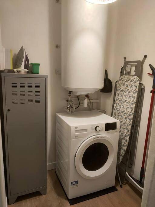 Appartement entier, Agréable studio du Coderc avec balnéo in Périgueux, Périgord Blanc