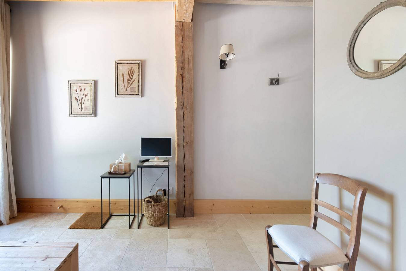 Chambre d’hôtes « Cousin Paul » avec piscine partagée, Wi-Fi et climatisation in Verfeil, Toulouse et ses environs