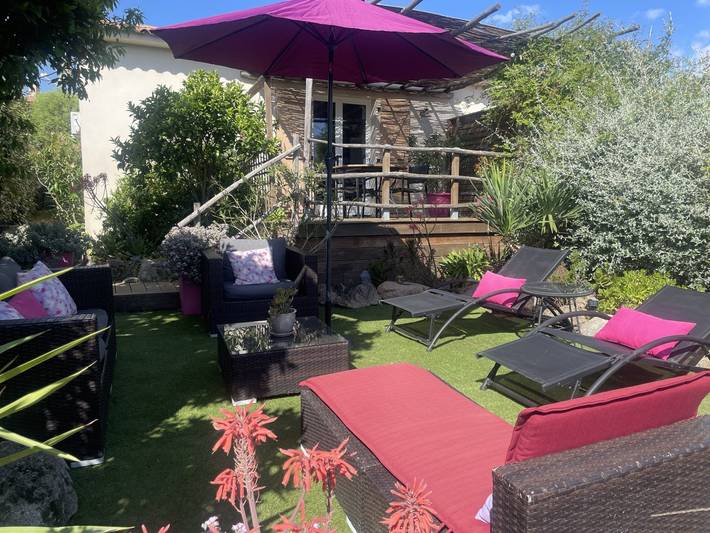 Gîte pour 2 personnes, avec terrasse et jardin à Zonza