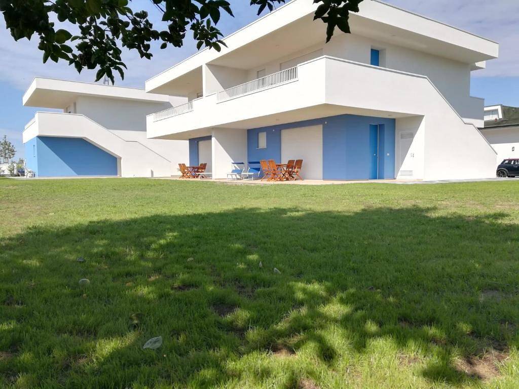 Monolocale intero, Monolocale 'Open Space 1' con giardino in comune, Wi-Fi e aria condizionata in Lido di Jesolo, Jesolo