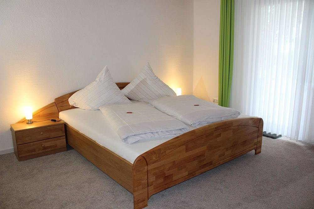 Ganze Wohnung, Großzügige und komfortabel ausgestattete Wohnung für bis zu 5 Personen in Immerath, Vulkaneifel