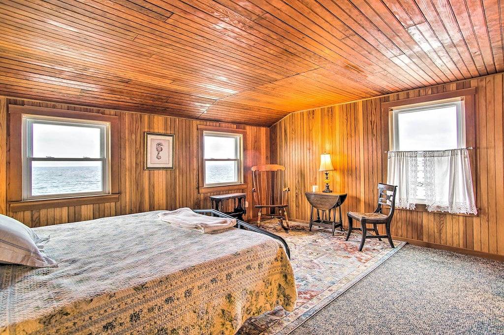 Historic Cottage w/ Beautiful Oceanfront View in Marshfield, Massachusetts