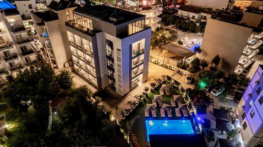 Hotel dla 2 osób, z basen i balkon oraz widok w Ksamil