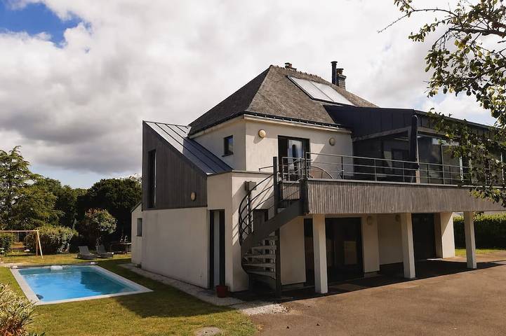 Apartamento entero, Studio flambant neuf Vannes-piscine chauffée-commodités à côté-Golfe du Morbihan in Grand-Champ, Región de Vannes