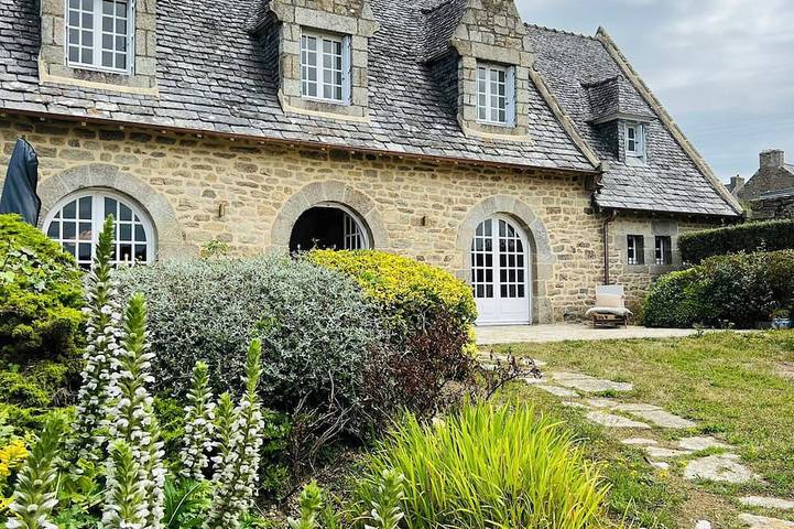Location de vacances pour 5 personnes, avec jardin dans Port de Portsall