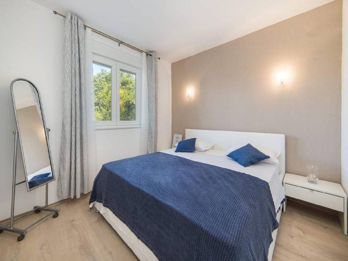 Ferienhaus für 10 Personen, mit Whirlpool und Garten sowie Pool in Split-Dalmatien - 3
