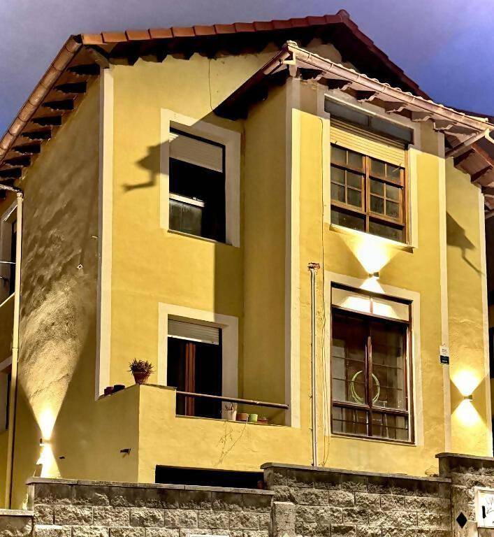 Casa rural para 2 personas, con balcón en Santander