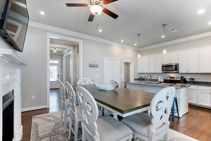 Vacation house for 10 people, with balcony in Virginia Beach